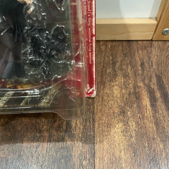 Ozzy Osbourne Action Figure - Picture 8 of 9